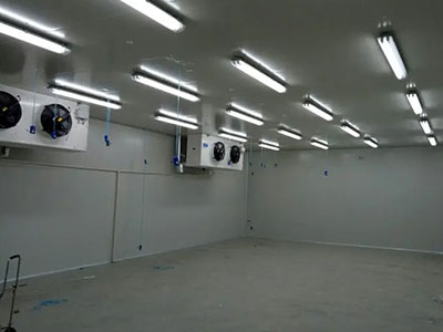 冷庫設備出現不制冷的情況，可能由哪些部件故障導致